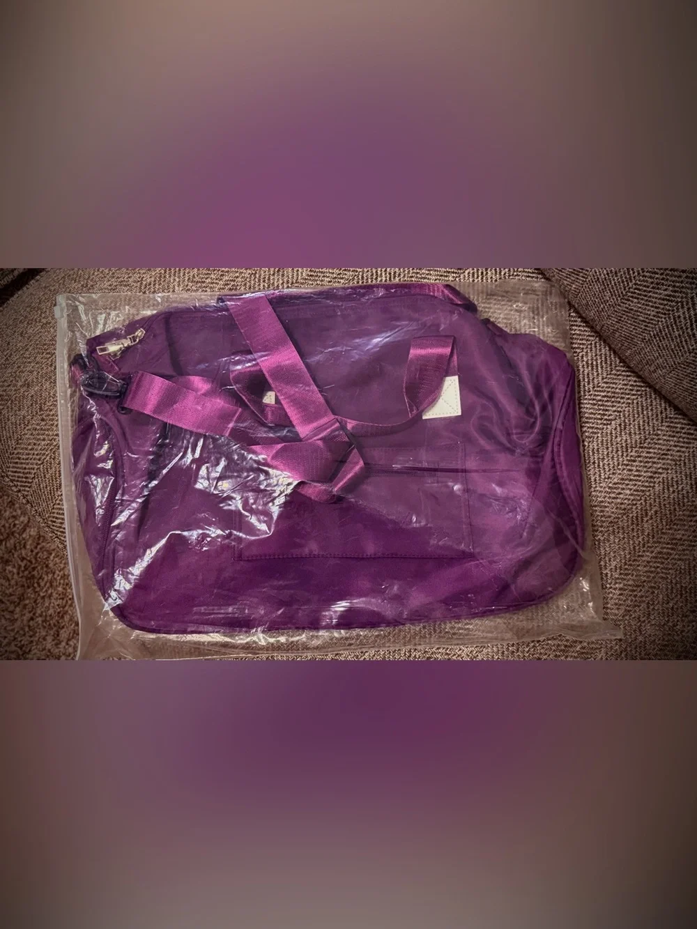 Lululemon Plum and White Athletic/Travel Duffle & Shoe Storage - NEW! - Picture 5 of 6